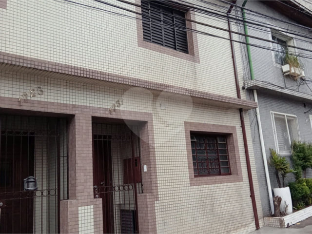 Sobrado à venda com 2 quartos em Santana, São Paulo, SP