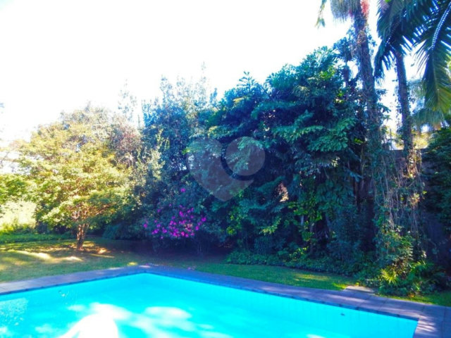 Casa Térrea à venda com 3 quartos, sendo 1 suíte,  em Chácara Monte Alegre, São Paulo, SP