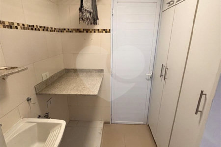 Casa de Vila à venda com 3 quartos, sendo 1 suíte, em Vila Cordeiro, São Paulo, SP