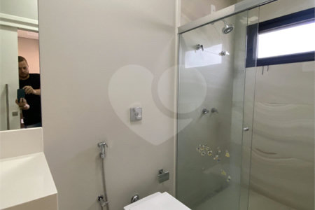 Casa à venda com 6 quartos, sendo 4 suítes,  no condomínio Palmeiras Imperiais, Salto - SP