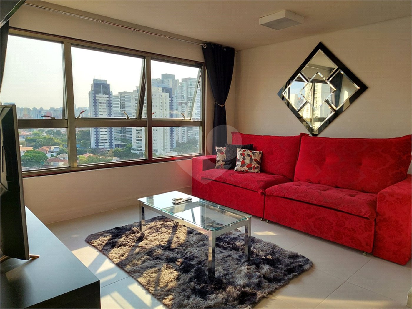 Apartamento à venda com 2 quartos, sendo 1 suíte, em Jardim das Acácias, São Paulo, SP