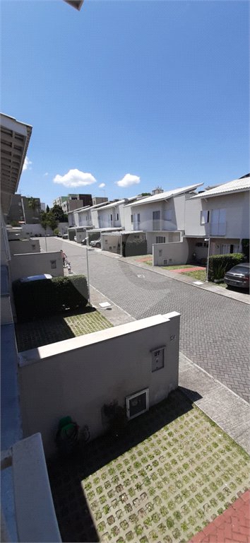 Casa à venda com 3 quartos, sendo 1 suíte,  no condomínio Liberty, Mogi das Cruzes - SP