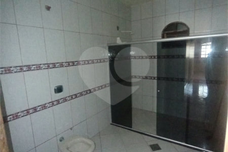Casa à venda com 2 quartos, sendo 1 suíte, no condomínio River Plate, Rio de Janeiro - RJ