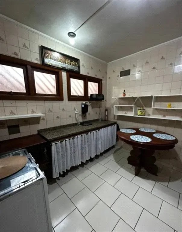 Sobrado à venda com 3 quartos, sendo 1 suíte,  em Jardim Ester, São Paulo, SP