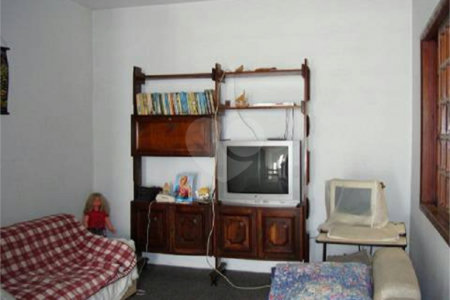 Sobrado à venda com 2 quartos, sendo 1 suíte, em Jardim Las Vegas, Guarulhos, SP