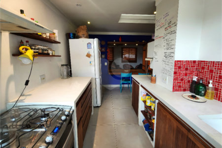 Casa à venda com 4 quartos, sendo 2 suítes,  no condomínio Vila Nova de Gaia, São Paulo - SP
