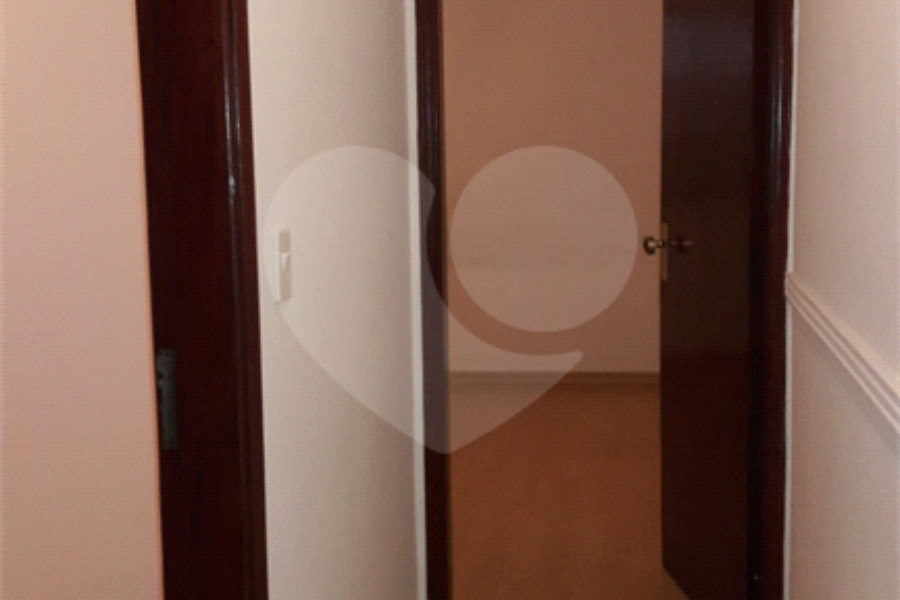 Sobrado à venda com 4 quartos, sendo 2 suítes, em Mandaqui, São Paulo, SP