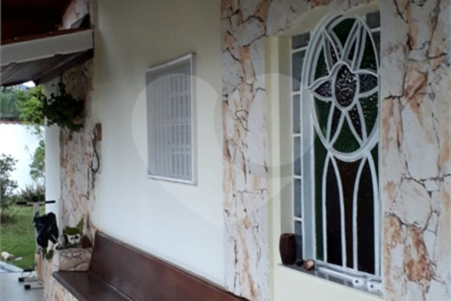 Casa à venda com 3 suítes no condomínio Gleba II, Mairiporã - SP