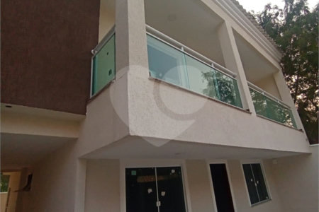 Casa à venda com 4 quartos, sendo 1 suíte, em Campo Grande, Rio de Janeiro, RJ