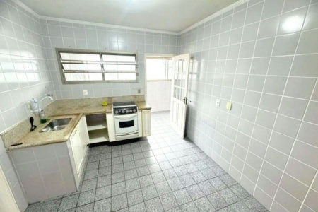 Apartamento com 2 dormitórios, 1 suíte, dependência de empregada à venda, 107 m² por R$ 640.000 - Marapé - Santos/SP