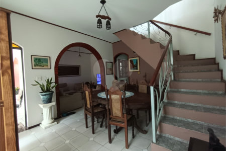 Casa à venda com 5 quartos, sendo 1 suíte, em Jardim São Paulo, Sorocaba, SP