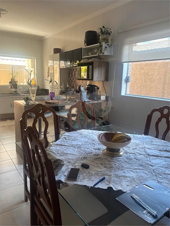 Casa à venda com 3 quartos, sendo 1 suíte,  em Jardim São José, São Roque, SP
