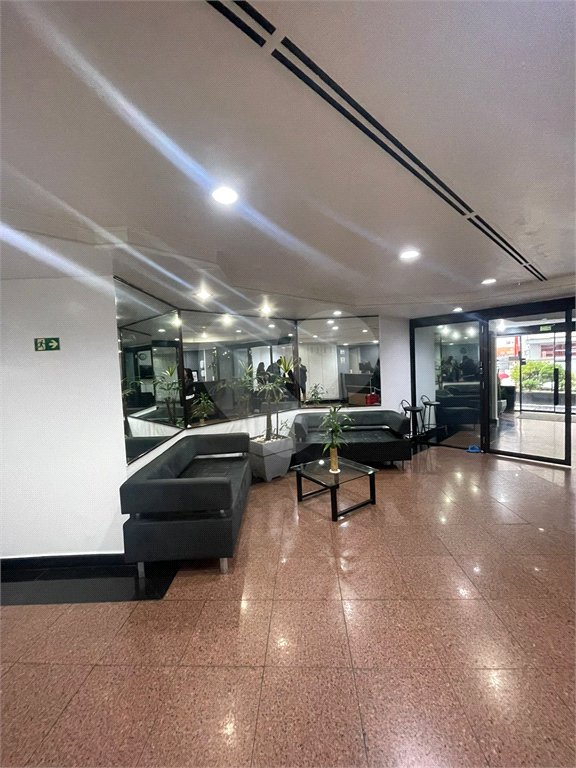Flat à venda com 1 suíte em Liberdade, São Paulo, SP