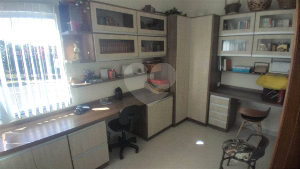 Casa à venda com 3 suítes no condomínio Damha III, São Carlos - SP