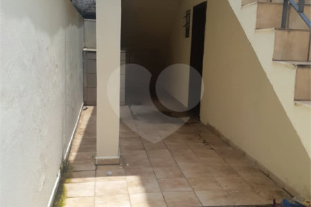 Sobrado à venda com 3 quartos, sendo 1 suíte, em Jardim Bonfiglioli, São Paulo, SP