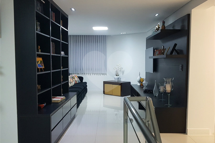 Cobertura à venda com 4 quartos, sendo 3 suítes,  em Santana, São Paulo, SP