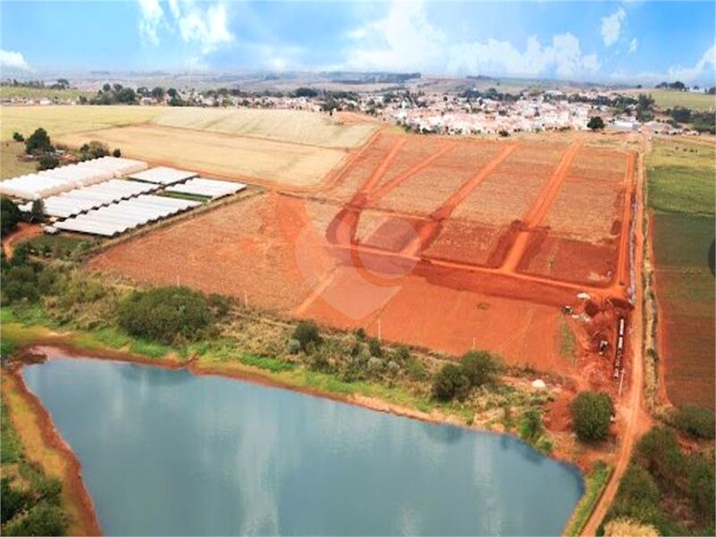 Terreno à venda no condomínio Loteamento Aberto Residencial Sport Lírios dos Vales, Elias Fausto - SP