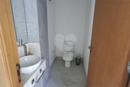 Casa de Vila à venda com 2 quartos, sendo 1 suíte, em Alto da Boa Vista, São Paulo, SP