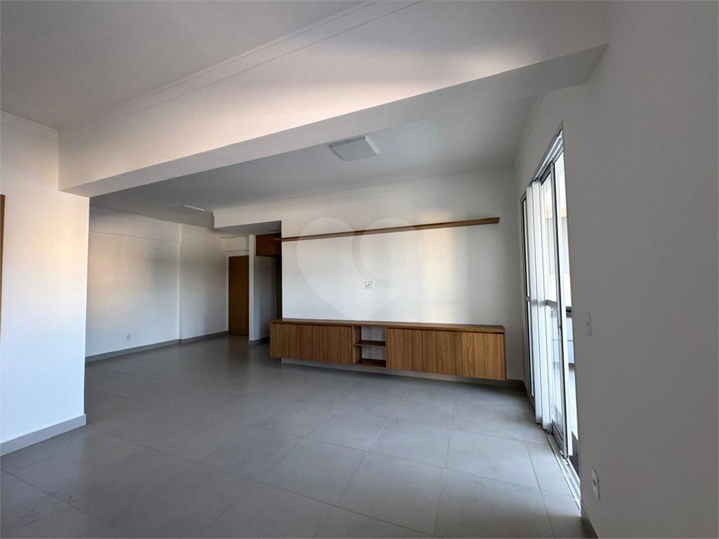 Apartamento à venda com 2 quartos, sendo 1 suíte,  em Jardim Sumaré, Ribeirão Preto, SP