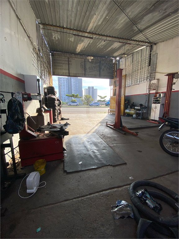 Salão à venda em Wanel Ville, Sorocaba, SP