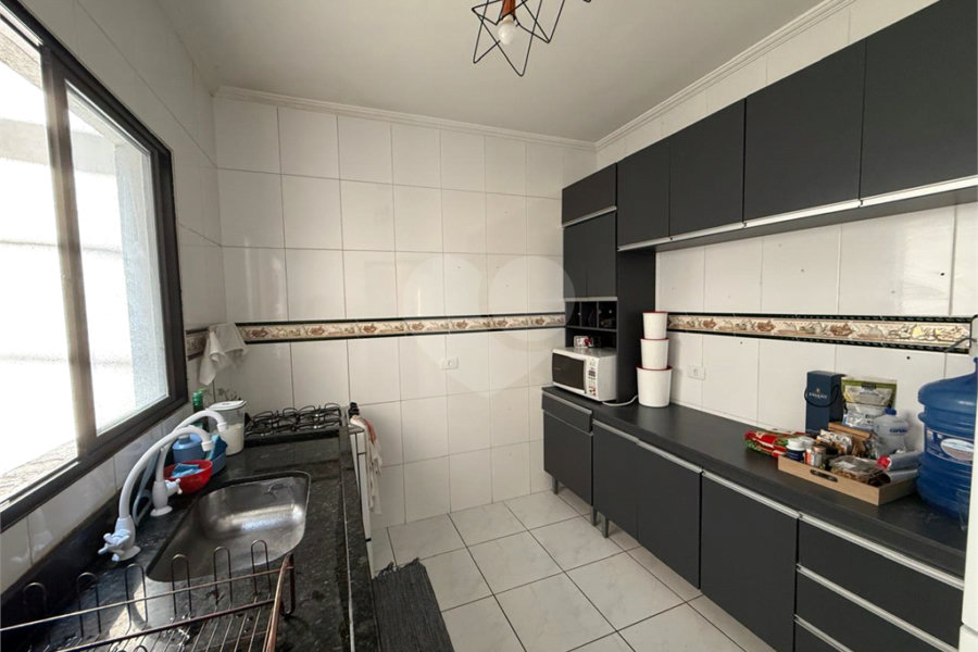 Casa à venda com 3 quartos, sendo 1 suíte, no condomínio Felipe, São Paulo - SP