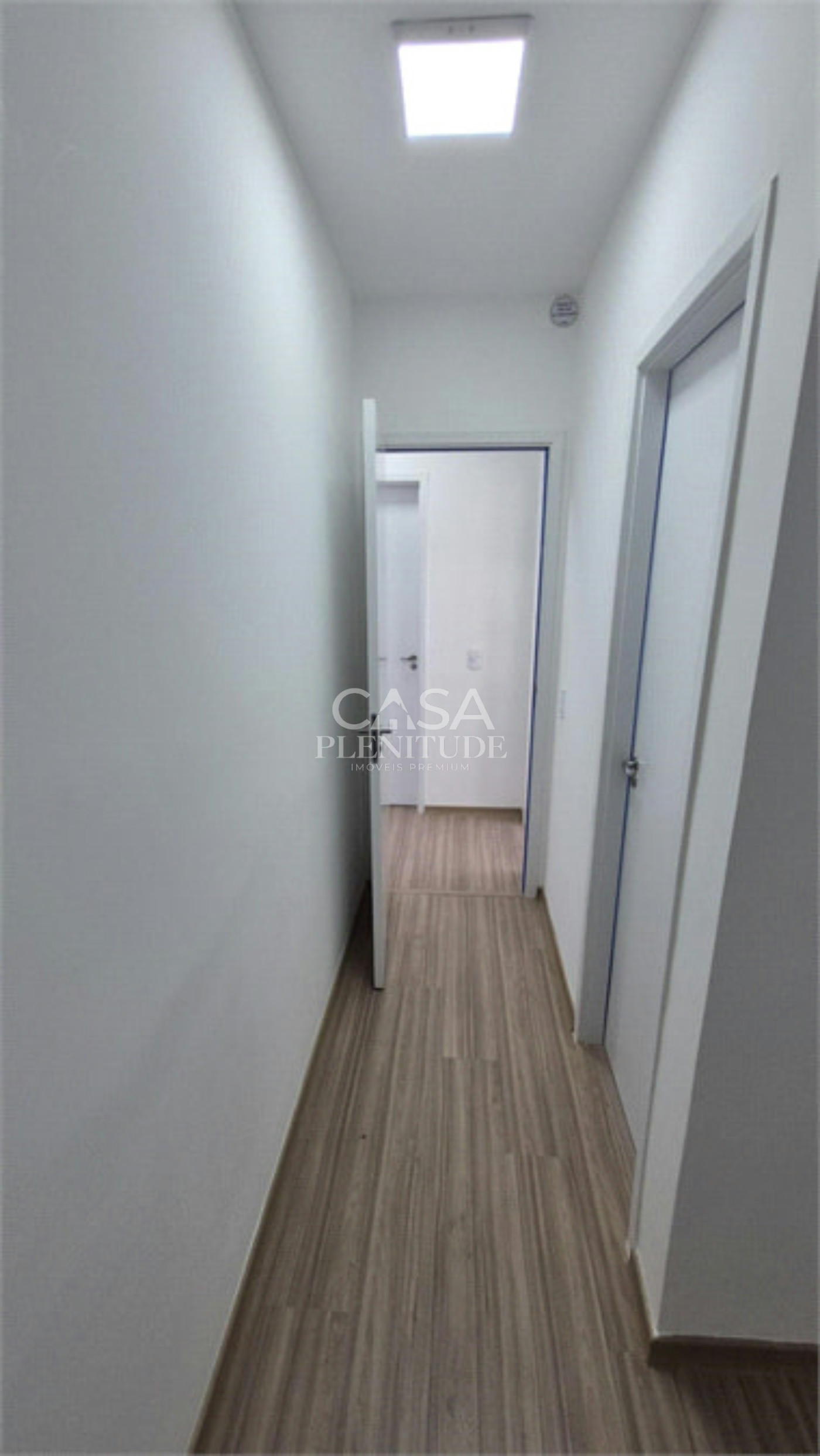 Apartamento à venda ou para alugar com 2 quartos, sendo 1 suíte,  em Jardim São Carlos, Sorocaba, SP
