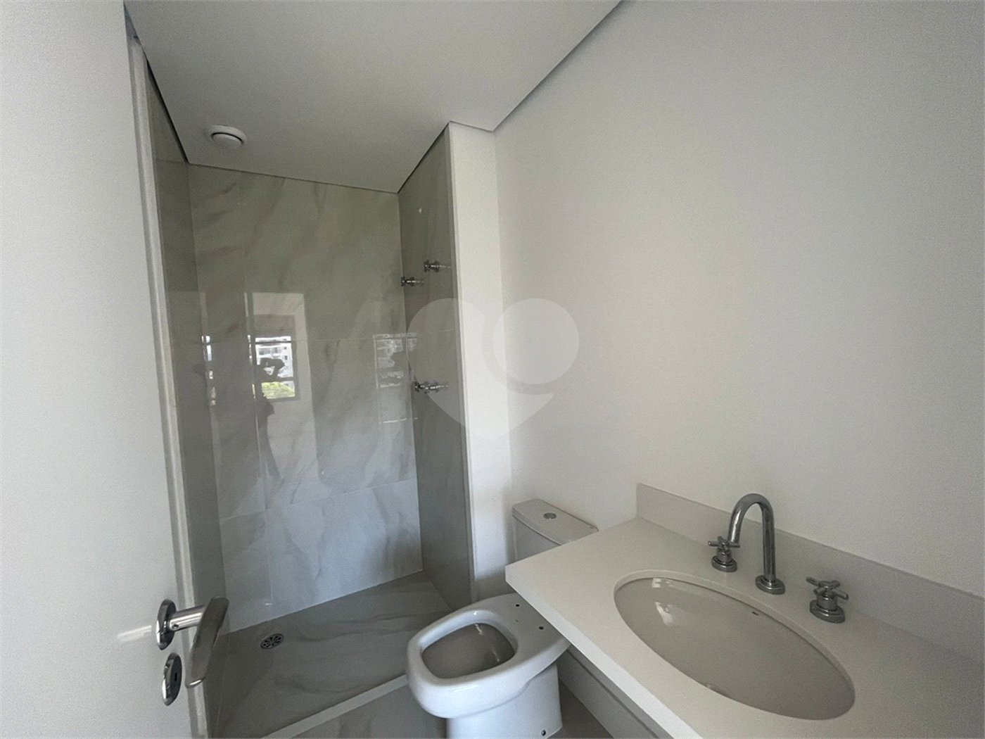 Cobertura à venda com 3 quartos, sendo 2 suítes, em Lapa, São Paulo, SP