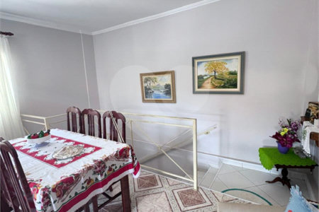 Casa à venda com 3 quartos, sendo 1 suíte, em Bosque dos Eucaliptos, São José dos Campos, SP