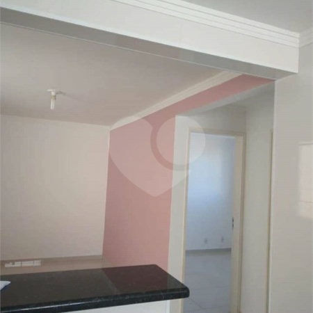 Apartamento no Condomínio Mont Royal.