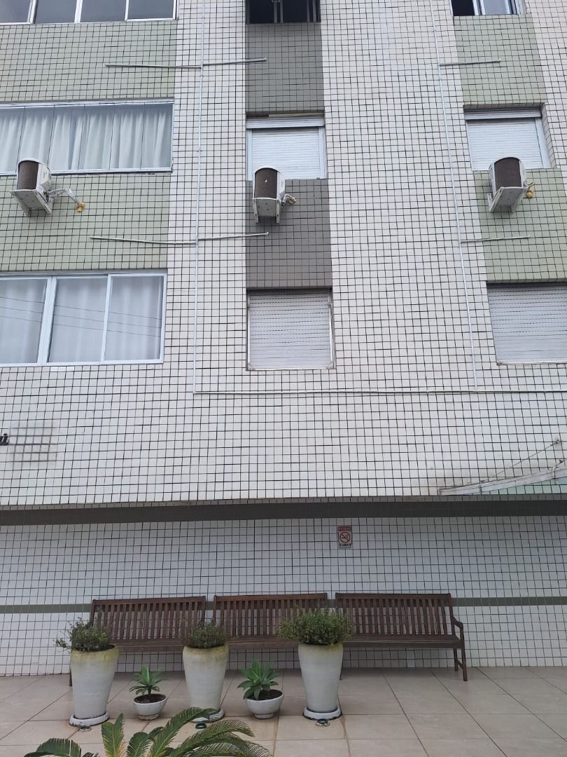 Apartamento com 2 dormitórios à venda, 70 m² por R$ 670.000,00 - Aparecida - Santos/SP