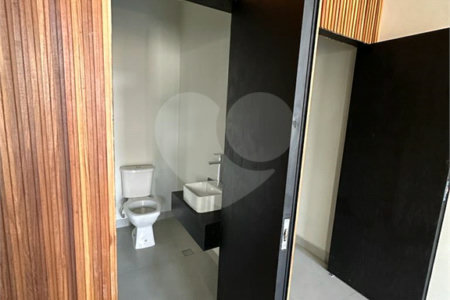 Casa Térrea à venda com 3 quartos, sendo 1 suíte, em Jardim do Lago, Atibaia, SP