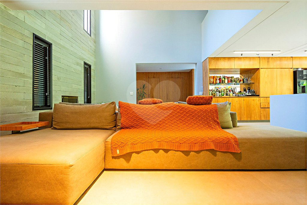 Casa à venda com 3 suítes no condomínio Reserva 8, São Paulo - SP