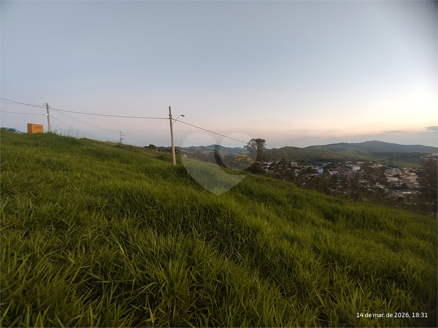 Terreno à venda no condomínio Paraíso da Montanha, Piracaia - SP