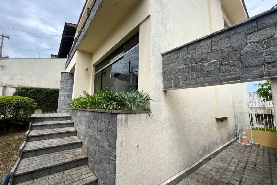 Sobrado para alugar com 4 quartos, sendo 1 suíte, em Jardim São Paulo(zona Norte), São Paulo, SP