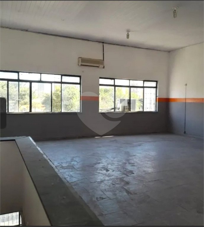 Prédio à venda em Bom Retiro, São Paulo, SP