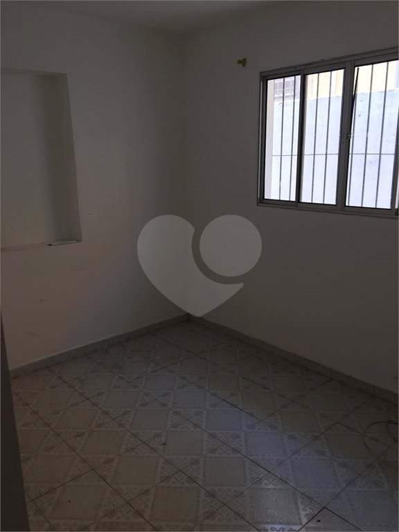 Sobrado à venda com 4 quartos, sendo 1 suíte, em Tremembé, São Paulo, SP