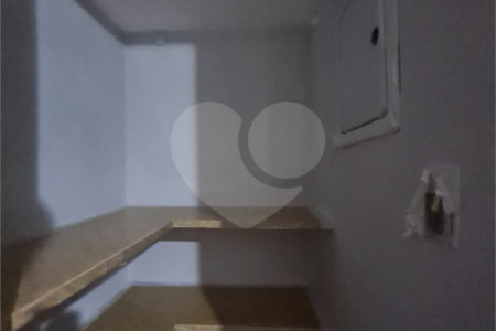 Casa à venda com 3 suítes no condomínio Portal do Sabia, Araçoiaba da Serra - SP