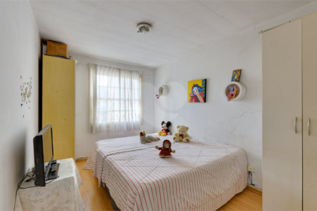 Sobrado à venda com 4 quartos, sendo 1 suíte, em Chácara Santo Antônio (zona Sul), São Paulo, SP