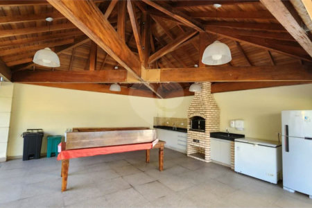 Apartamento de 82m² cm 3 quartos e 2 vagas, à venda no Condomínio Alpes da Serra, no Picanço, Guarulhos.