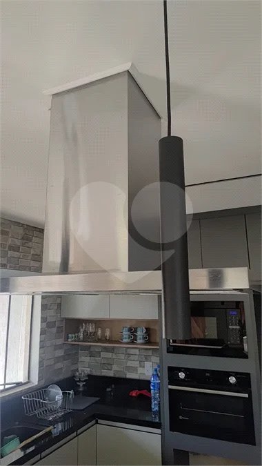 Casa com 3 dormitórios e piscina no Condomínio Cafezal VI em Itupeva SP