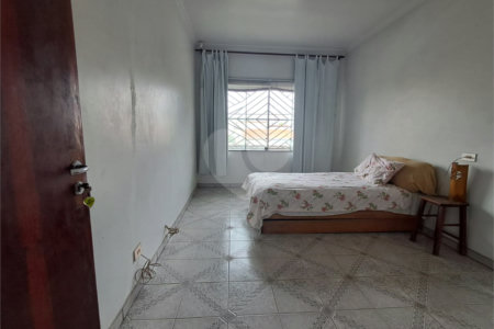 Sobrado à venda com 3 quartos, sendo 1 suíte, em Vila Romana, São Paulo, SP