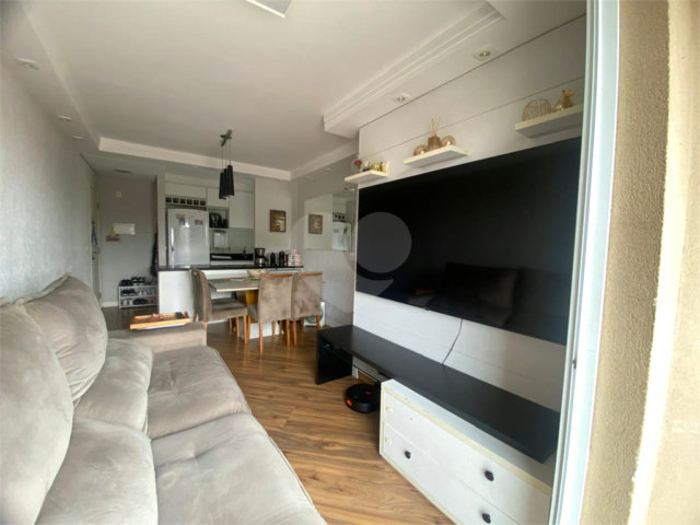 Apartamento à venda com 3 quartos, sendo 1 suíte,  em Vila Maria, São Paulo, SP