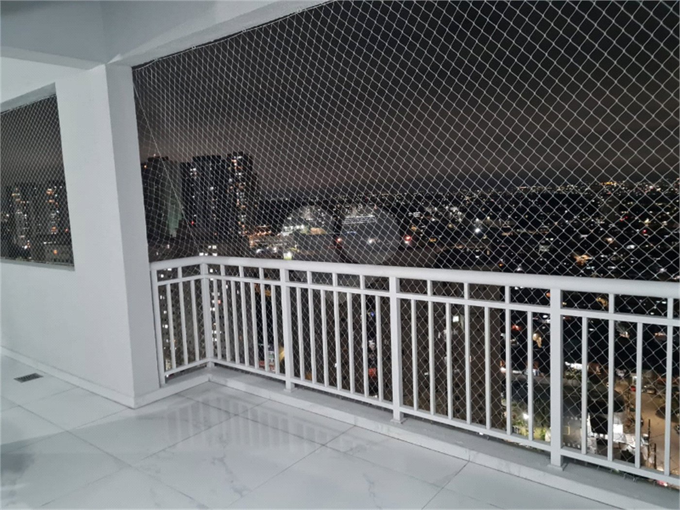 Apartamento à venda com 3 quartos, sendo 2 suítes, em Parque Reboucas, São Paulo, SP