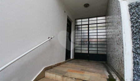 Sobrado à venda com 3 quartos, sendo 2 suítes,  em Santana, São Paulo, SP