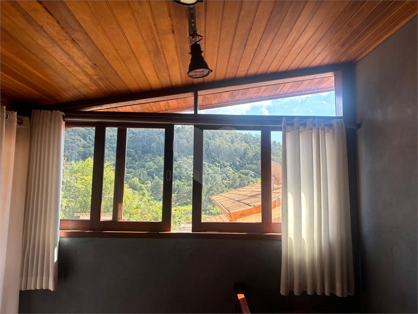 Casa à venda com 2 quartos no condomínio Altos do Boa Vista, São Roque - SP
