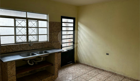 Casa à venda com 2 quartos em Jardim Fogaça, Itapetininga, SP