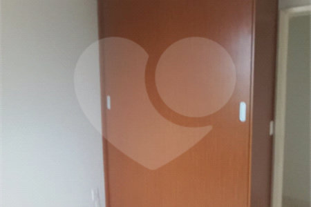 Apartamento à venda com 3 quartos em Jardim Viaduto (vila Xavier), Araraquara, SP