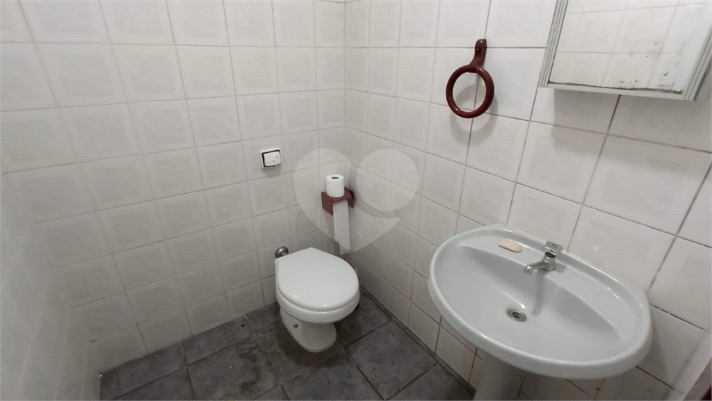Sobrado à venda com 3 quartos, sendo 1 suíte, em Vila Paulicéia, São Paulo, SP