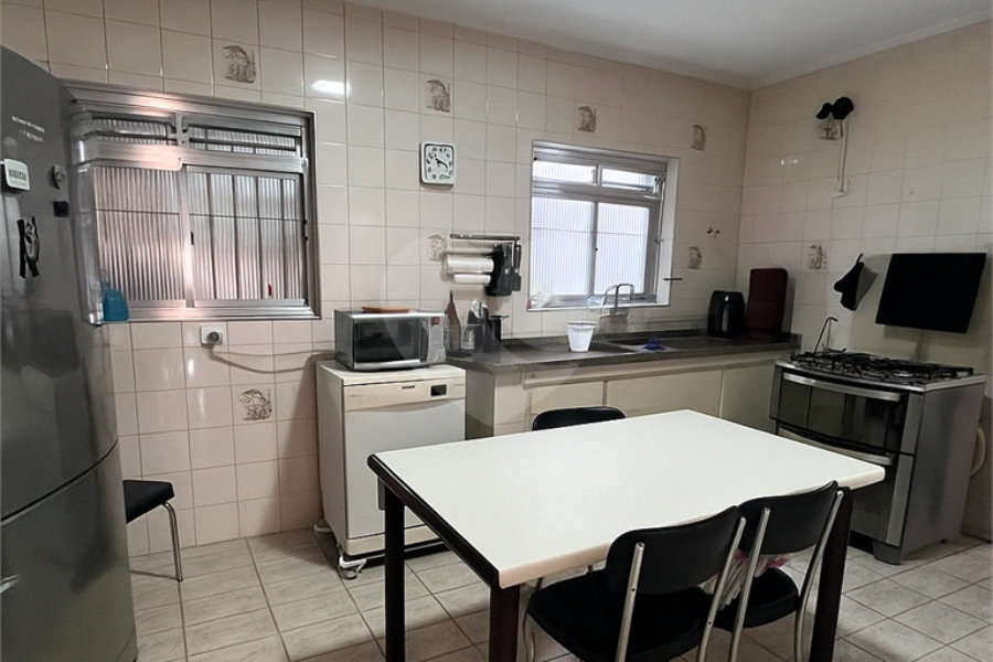 Sobrado à venda com 4 quartos, sendo 2 suítes, em Santana, São Paulo, SP