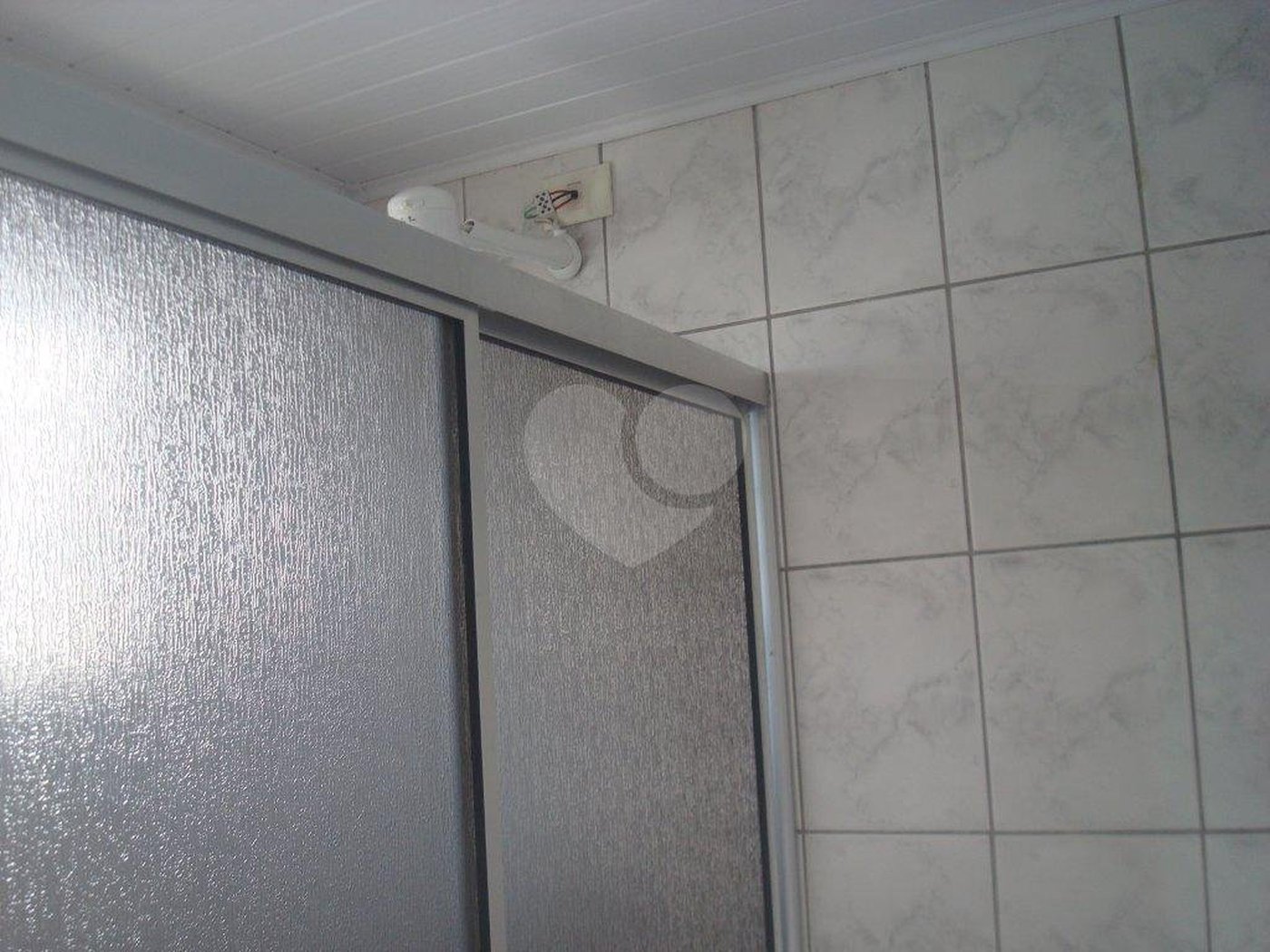Sobrado à venda com 3 quartos, sendo 1 suíte,  em Parque Peruche, São Paulo, SP